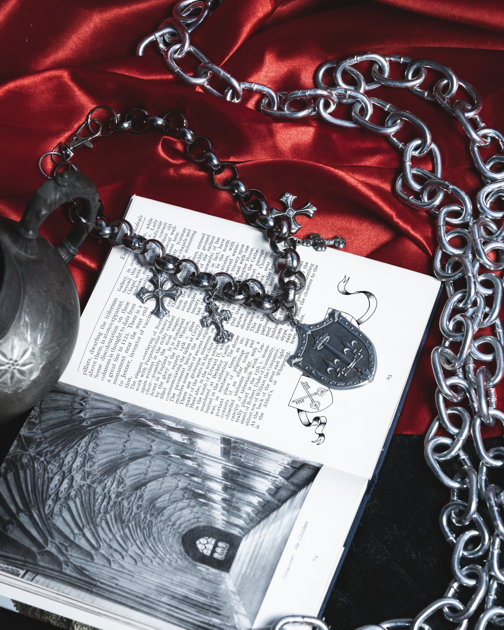 The Pretty Cult Le Fay Necklace