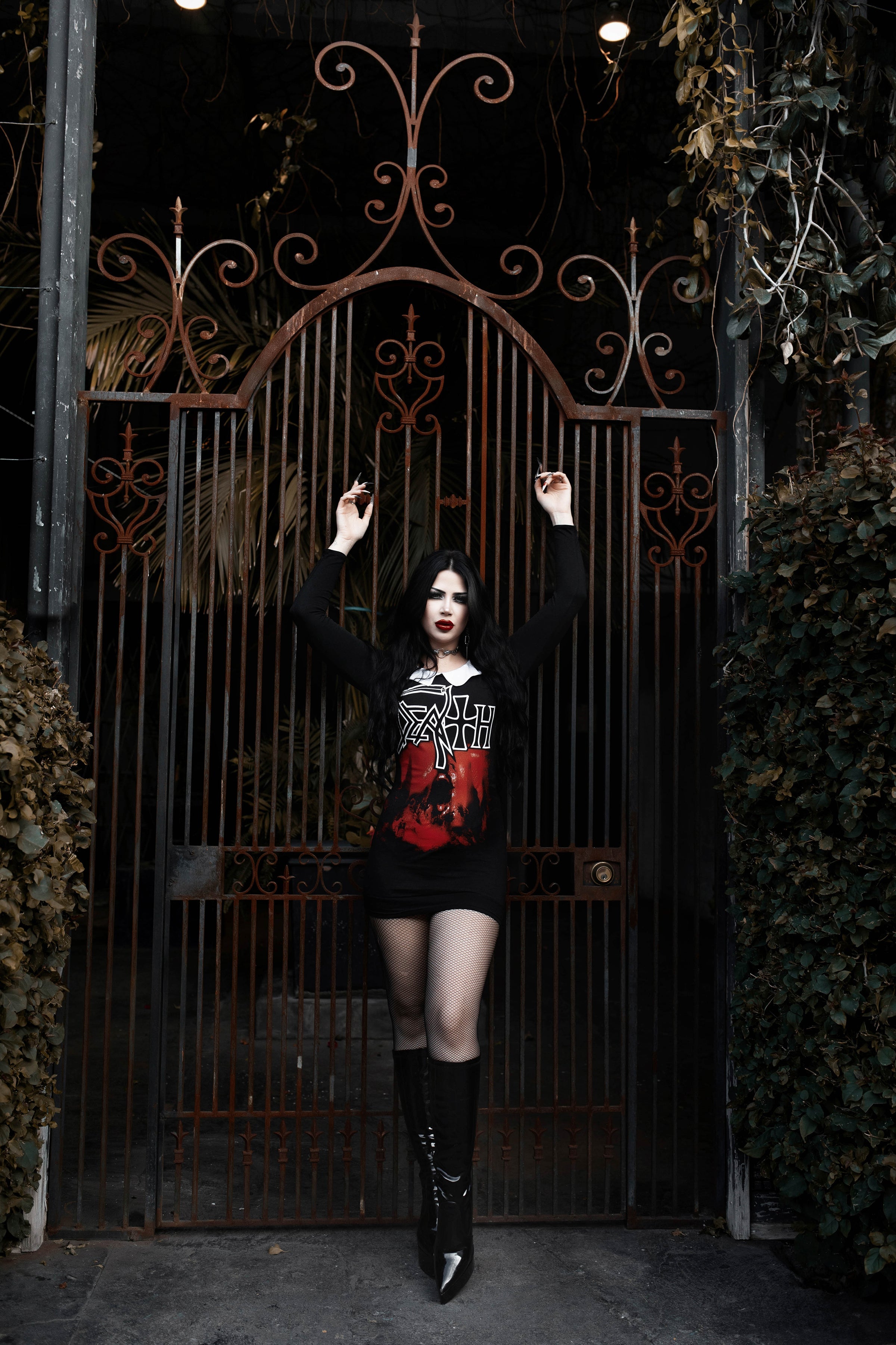 Vera's Eyecandy Death Long Sleeve Peter Pan Collar Dress