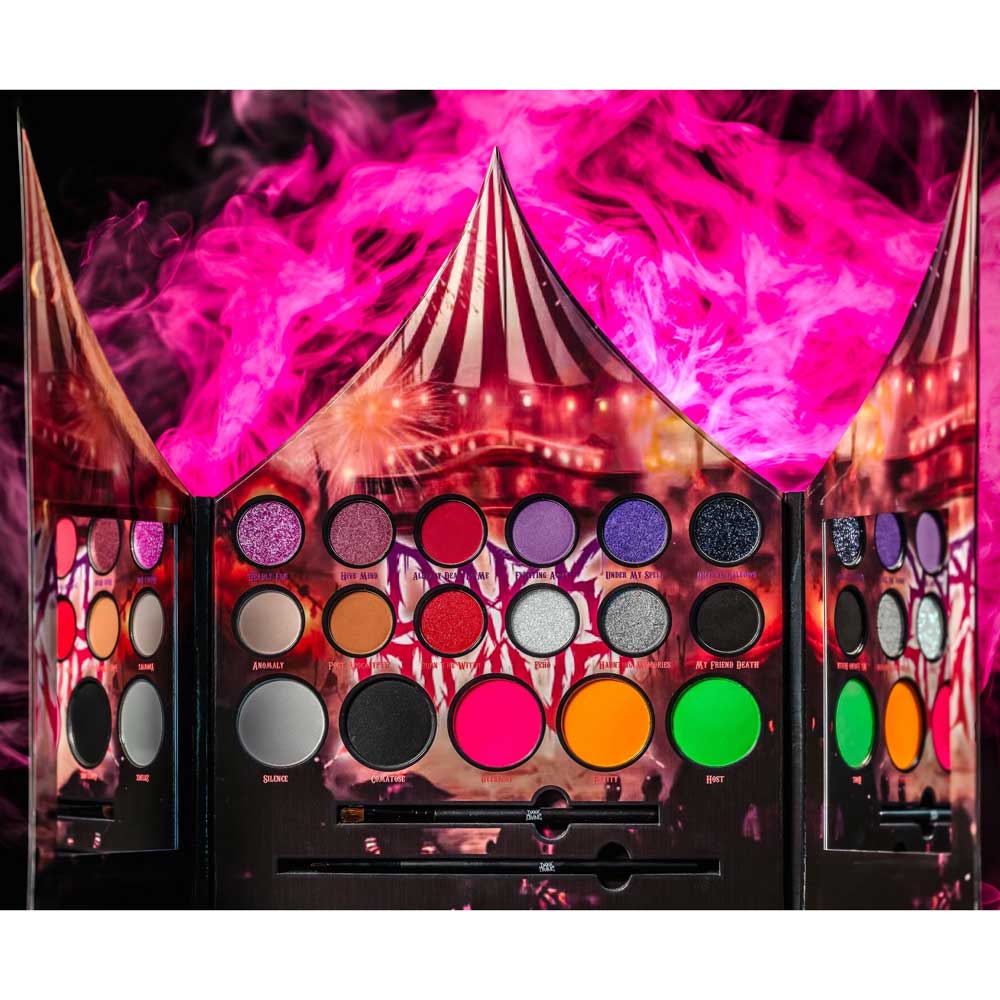 Curst Kosmetics Dark Divine 17 Shades Eye + Face Paint Palette