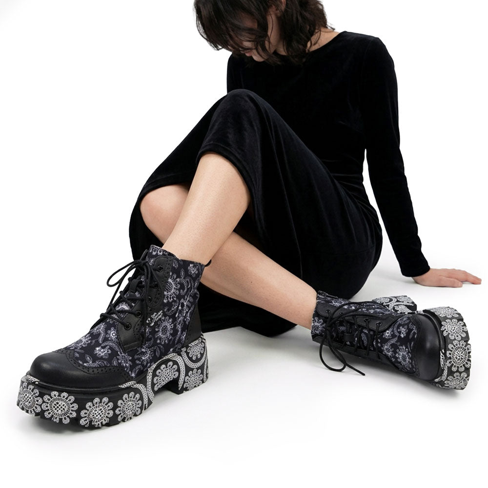 Chocolaticas® Camden Women's  Boots