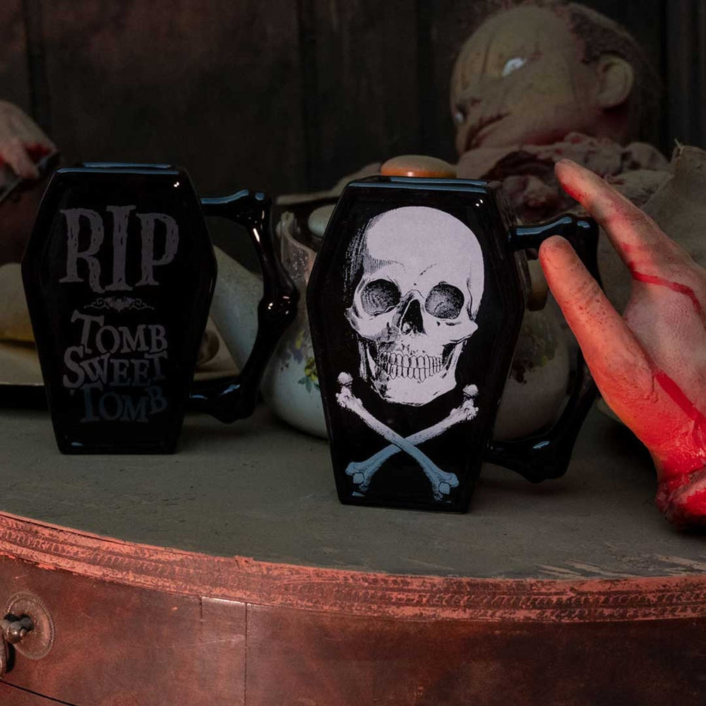 Kreepsville 666 Skull And Crossbones Black Coffin Mug