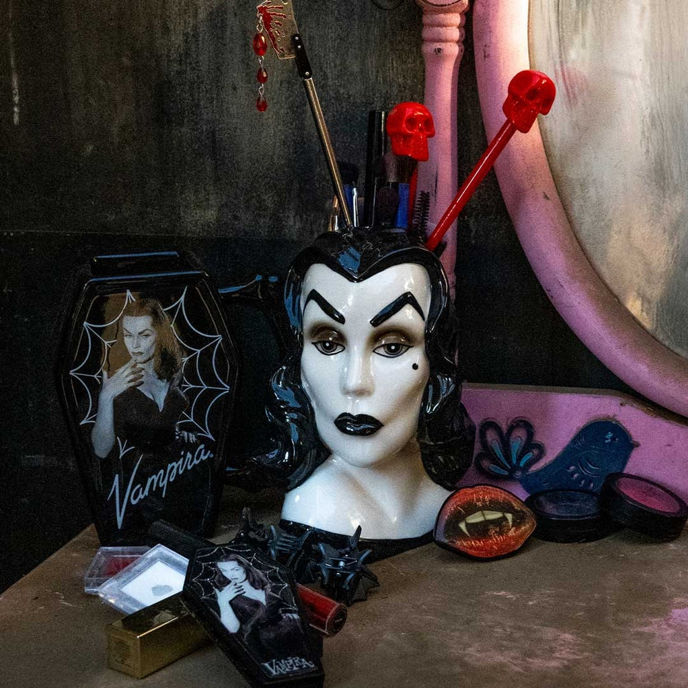 Kreepsville 666 Vampira Licensed Black Coffin Mug