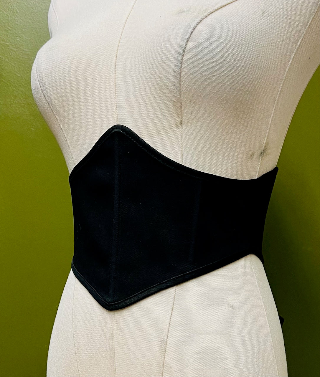 Witchwood The Morrigan Lace Up Front or Back Corset Belt