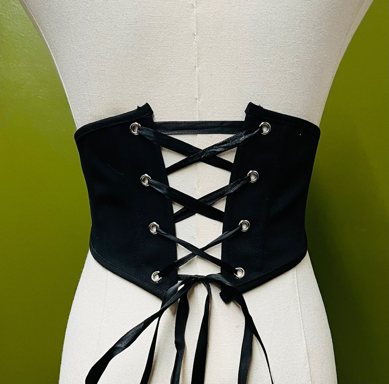 Witchwood The Morrigan Lace Up Front or Back Corset Belt