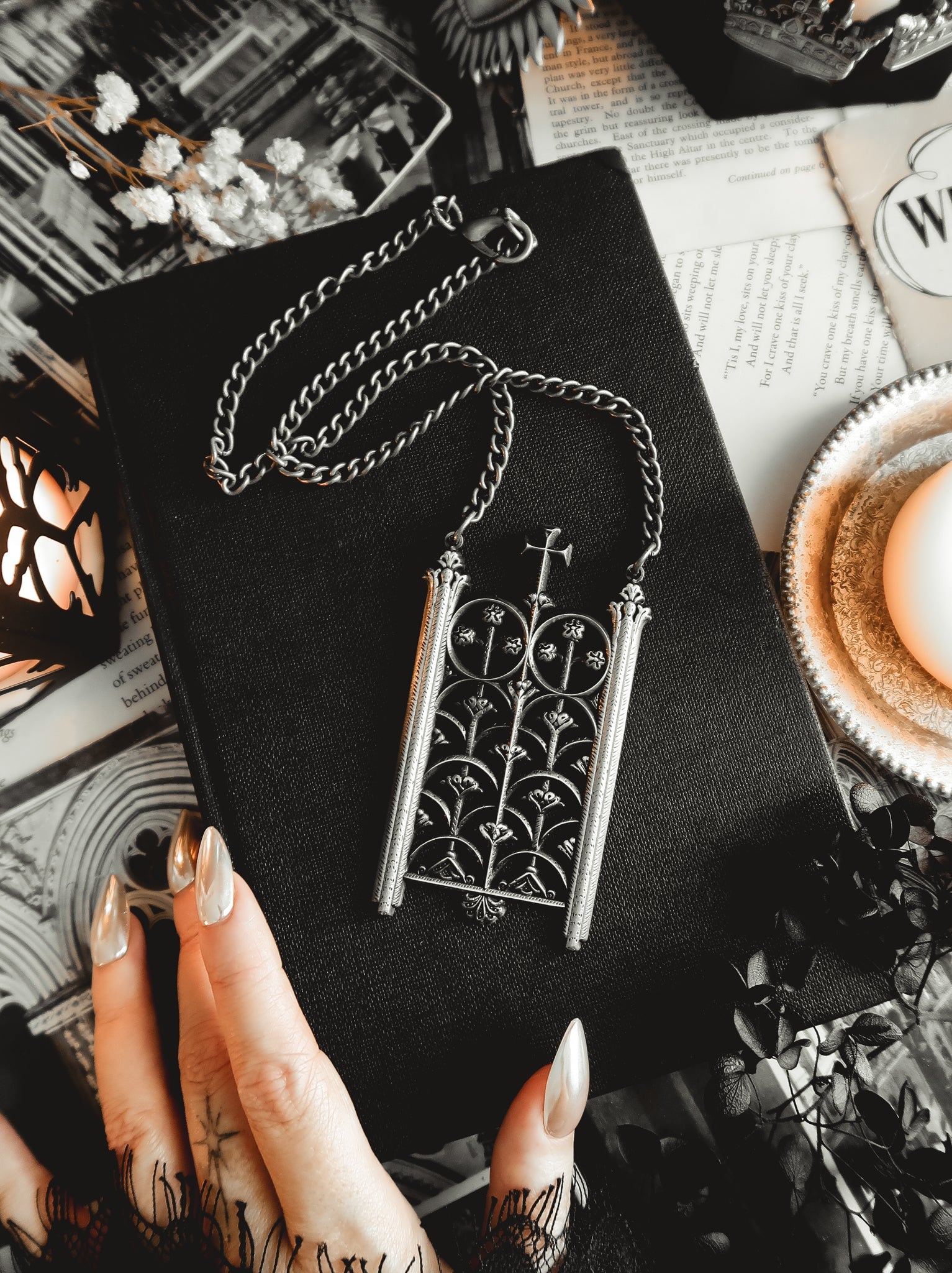 The Pretty Cult Rotunda Relic Necklace