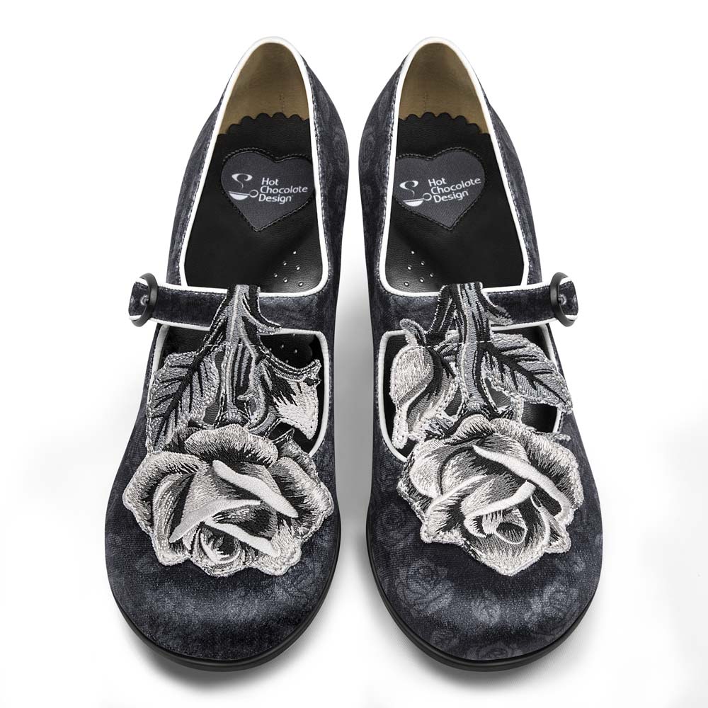 Chocolaticas® Mid Heels Black Tudor Mary Jane Pump