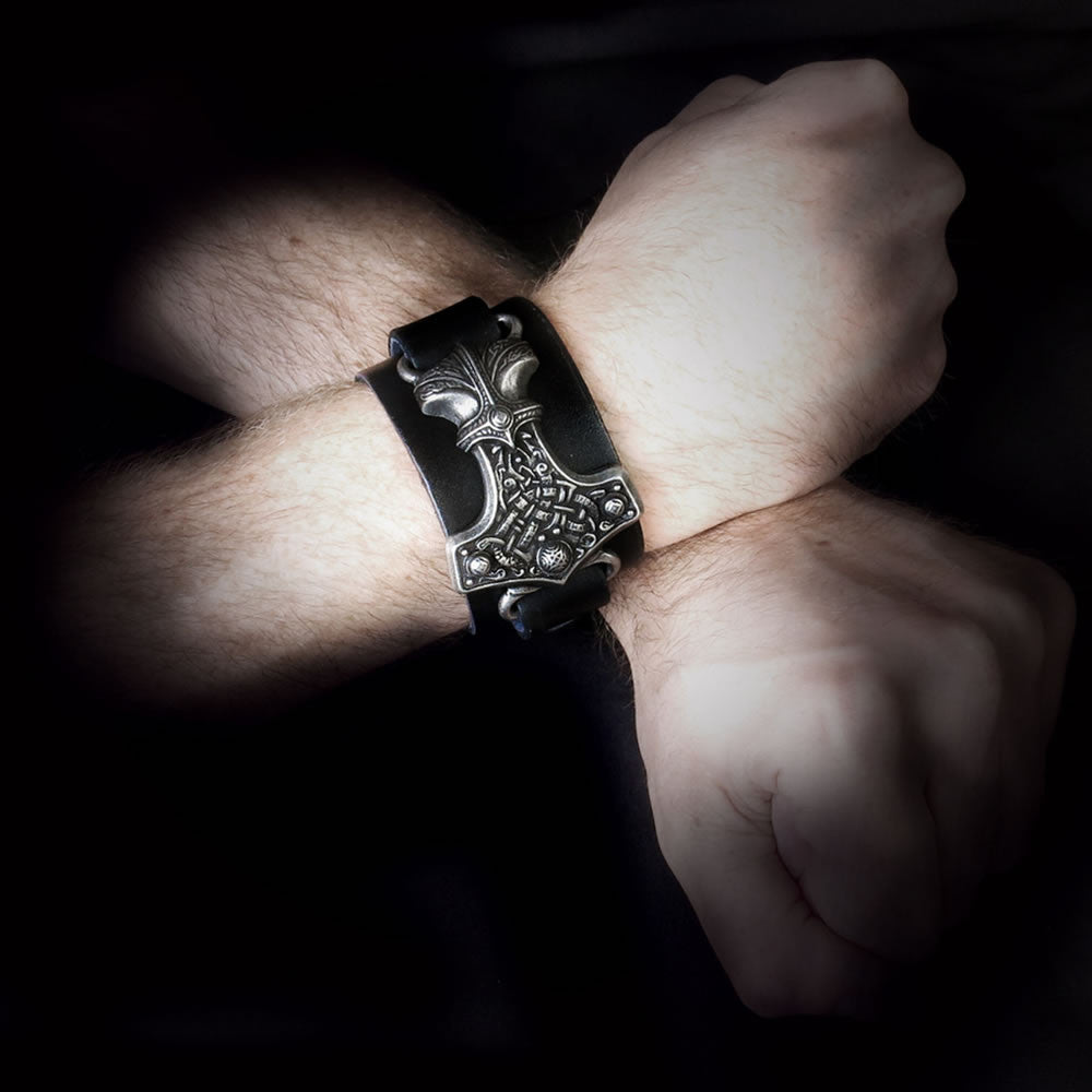 Alchemy Gothic Thunderhammer Leather Wrist Srap A98