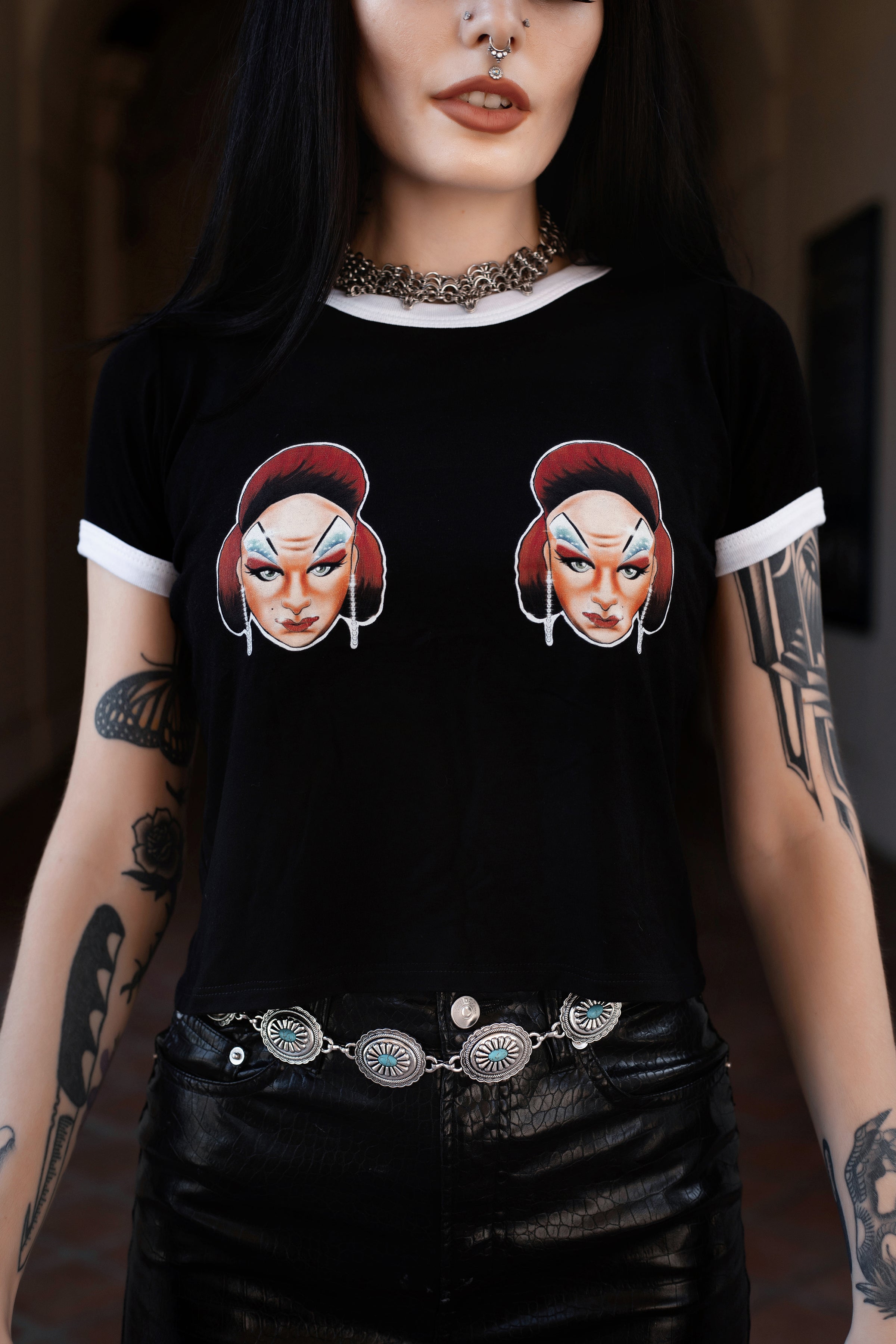 Vera's Eyecandy Divine Boobs Drag Icon Ringer Tee