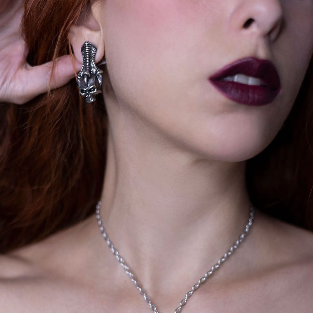 Alchemy Gothic The Trophy Skull Talon Earrings E483