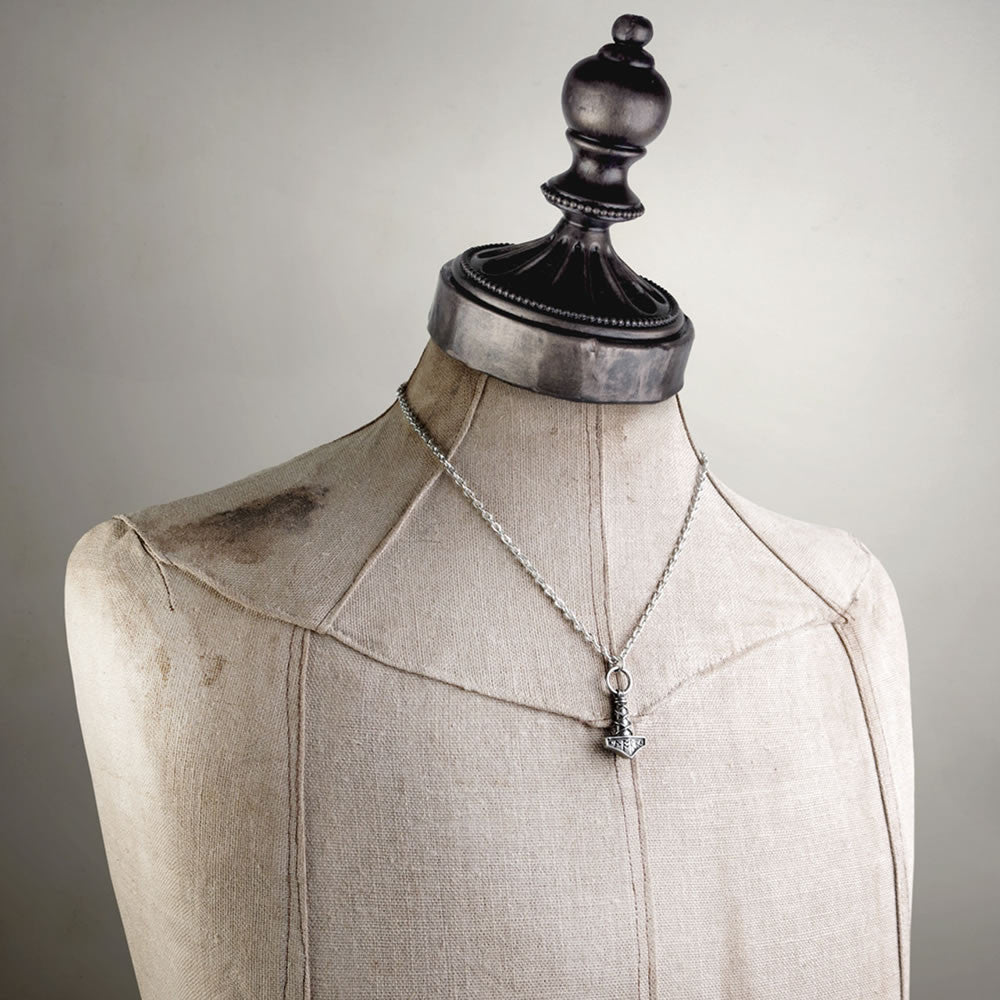 Alchemy Gothic Thor's Hammer Mjolnir Pendant P696