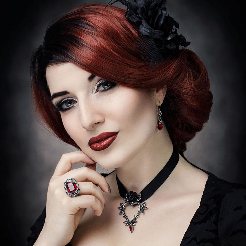 Alchemy Gothic Guirlande d'Amour Black Rose Ribbon Choker P894