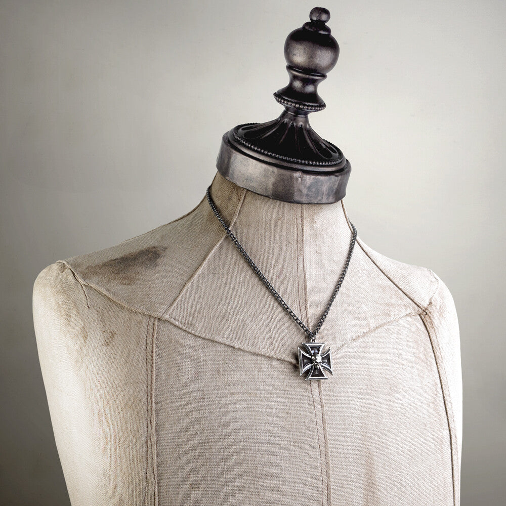 Alchemy Gothic Black Knight's Iron Cross Pendant P617