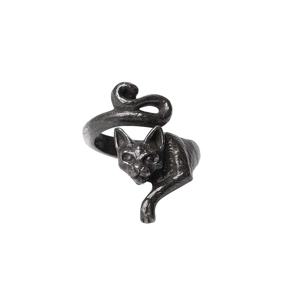 Silver cat-shaped ring on a white background