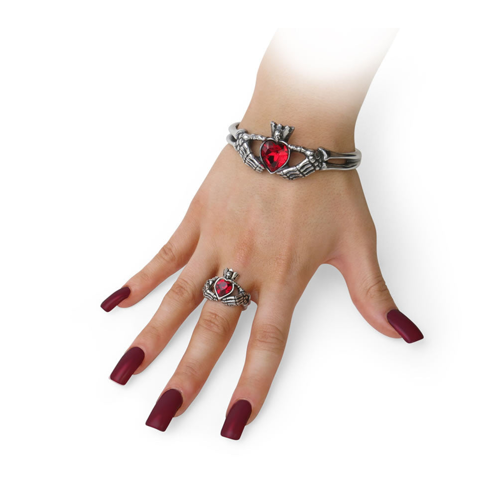 Alchemy Gothic Claddagh by Night Skeleton Hands Ring R210